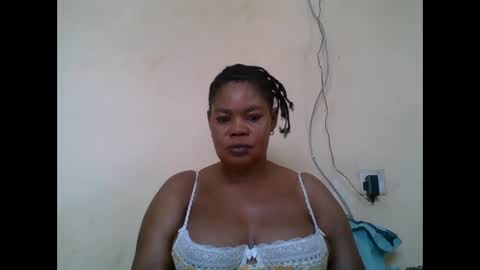 Snapshot of sexydove2 chatting on 1, 11, 2025 EMILY online show from 1, 11, 2025