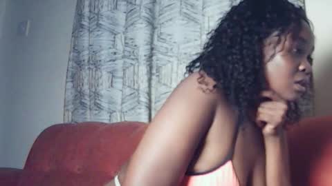 sexyebony283378 online show from 1, 3, 2026