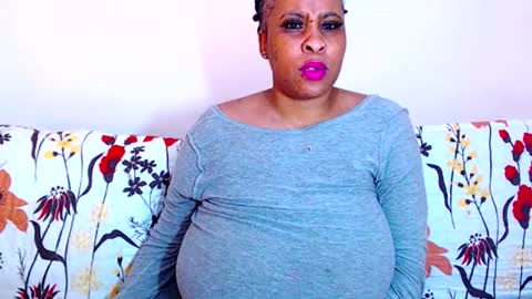 Snapshot of sexyebonylove89 chatting on 15, 12, 2025 sexyebonylove89 online show from 15, 12, 2025