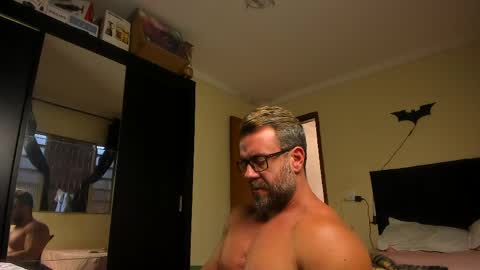 Snapshot of sexyflightz chatting on 6, 5, 2026 chris online show from 6, 5, 2026