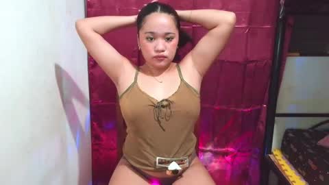 Snapshot of sexyheartyy chatting on 6, 4, 2026 Heart online show from 6, 4, 2026