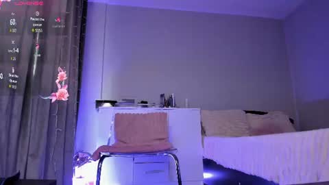 Snapshot of sexyjasmin19 chatting on 23, 6, 2026 Jasmin online show from 23, 6, 2026