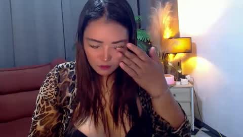 Snapshot of sexyjeanniecuntcums chatting on 16, 5, 2026 JENNY online show from 16, 5, 2026