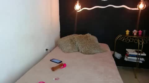 Kata sexy online show from 20, 12, 2024