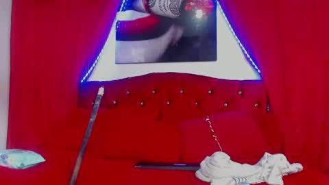 laura online show from 31, 1, 2025