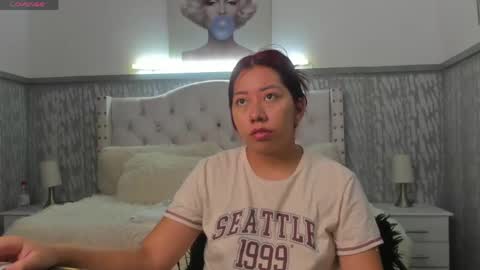 Snapshot of sexylaurita4u chatting on 21, 4, 2026 laura online show from 21, 4, 2026