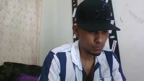 Snapshot of sexyleon69 chatting on 21, 4, 2026 Sexy leon online show from 21, 4, 2026