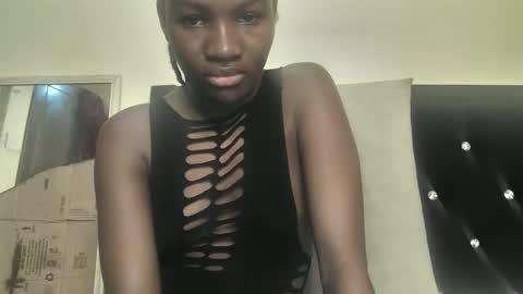 Snapshot of sexylina25 chatting on 29, 3, 2026 sexylina25 online show from 29, 3, 2026