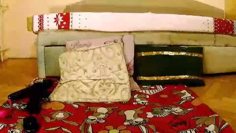 Snapshot of sexymayagold chatting on 25, 1, 2025 Squirty Maya Gold online show from 25, 1, 2025