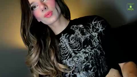 Snapshot of sexymiatrans chatting on 8, 1, 2026 Sexy online show from 8, 1, 2026