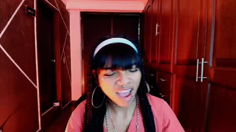 Snapshot of sexynaf chatting on 10, 3, 2025 N A F online show from 10, 3, 2025