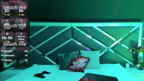 Snapshot of sexynaf chatting on 12, 10, 2025 N A F online show from 12, 10, 2025