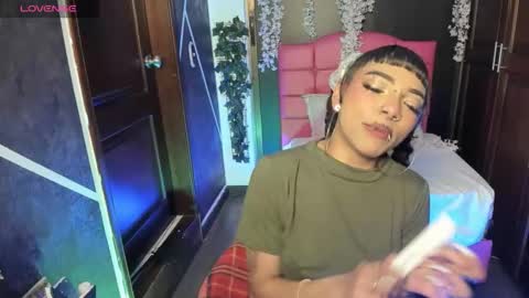 Snapshot of sexynaf chatting on 21, 10, 2025 N A F online show from 21, 10, 2025