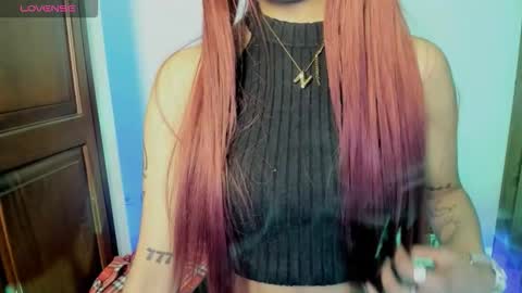 Snapshot of sexynaf chatting on 25, 10, 2025 N A F online show from 25, 10, 2025