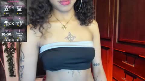 Snapshot of sexynaf chatting on 10, 11, 2025 N A F online show from 10, 11, 2025