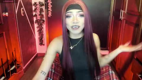 Snapshot of sexynaf chatting on 13, 11, 2025 N A F online show from 13, 11, 2025