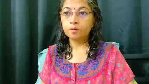 Snapshot of sexyniharika chatting on 31, 10, 2025 Niharika online show from 31, 10, 2025