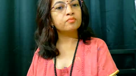 Snapshot of sexyniharika chatting on 14, 11, 2025 Niharika online show from 14, 11, 2025