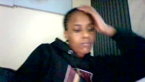 Snapshot of sexyqueen3457132 chatting on 23, 10, 2025 DOVY ACHIENG online show from 23, 10, 2025