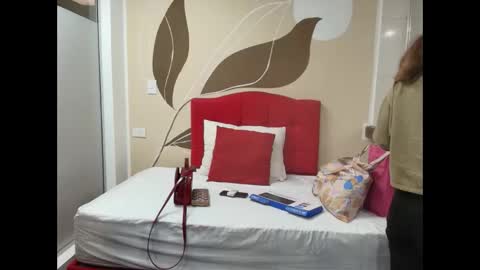Snapshot of sexyrachel_ chatting on 9, 9, 2025 R A C H E L online show from 9, 9, 2025
