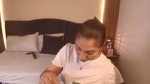 Snapshot of sexyrachel_ chatting on 25, 3, 2026 R A C H E L online show from 25, 3, 2026