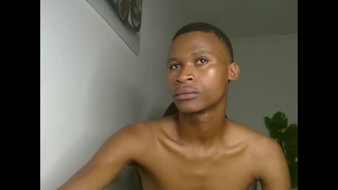 Snapshot of sexyromeo_bbc chatting on 30, 5, 2026 Enzo online show from 30, 5, 2026