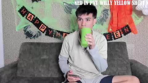 Snapshot of sexys_boys18 chatting on 13, 10, 2025 MATIAS-18 THIAHO -18 MAX-19 NICOKALY-19 CAIN-19 MOD ESTEBAN online show from 13, 10, 2025