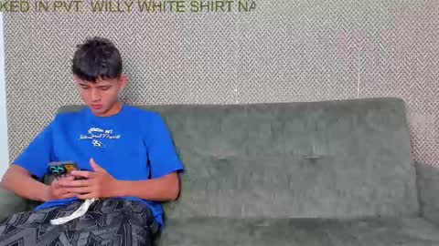 Snapshot of sexys_boys18 chatting on 17, 11, 2025 MATIAS-18 THIAHO -18 MAX-19 NICOKALY-19 CAIN-19 MOD ESTEBAN online show from 17, 11, 2025