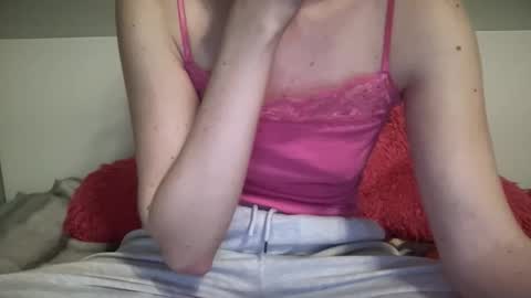 Snapshot of sexyskylar2016 chatting on 18, 4, 2026 Sexy Skylar online show from 18, 4, 2026