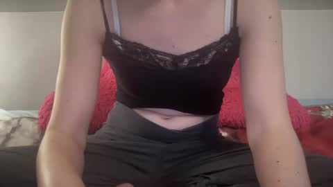 Snapshot of sexyskylar2016 chatting on 17, 5, 2026 Sexy Skylar online show from 17, 5, 2026