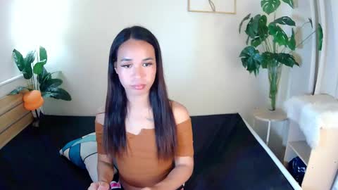 sexytrixie11 online show from 17, 5, 2026