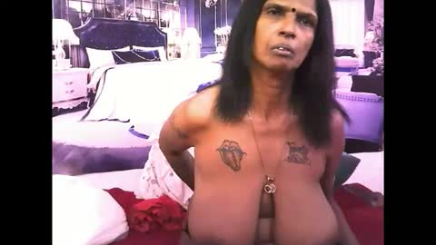 Snapshot of sexyva4u2luv chatting on 15, 11, 2025 sexyva4u2luv online show from 15, 11, 2025