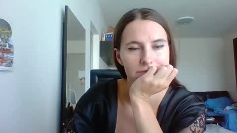 Snapshot of sexyviolettcat chatting on 24, 3, 2026 Victory online show from 24, 3, 2026