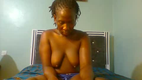 Snapshot of sexyvivy chatting on 2, 2, 2025 VIVIAN online show from 2, 2, 2025