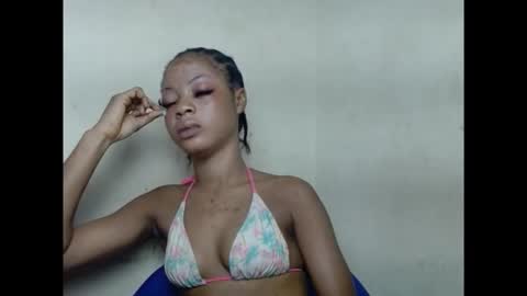 sexyxpeach online show from 12, 9, 2025