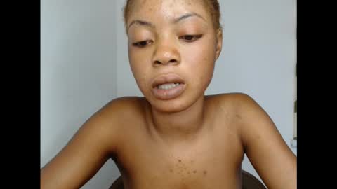 sexyxpeach online show from 26, 10, 2025