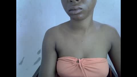 Snapshot of sexyxpeach chatting on 22, 4, 2026 sexyxpeach online show from 22, 4, 2026