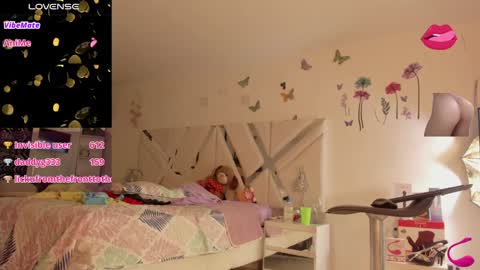 Snapshot of sexyzoe_69 chatting on 26, 12, 2024 Alexa online show from 26, 12, 2024
