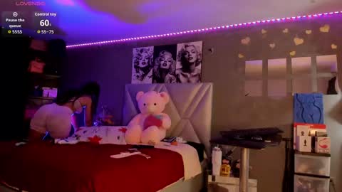 Snapshot of sexyzoe_69 chatting on 2, 10, 2025 Alexa online show from 2, 10, 2025