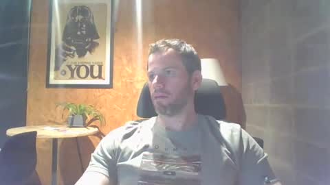 shad0w_hunter online show from 3, 12, 2024