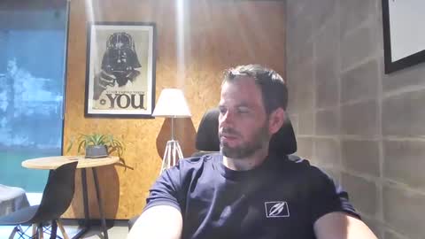 shad0w_hunter online show from 9, 1, 2025