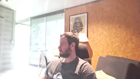 shad0w_hunter online show from 15, 10, 2025