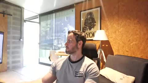 shad0w_hunter online show from 30, 7, 2026