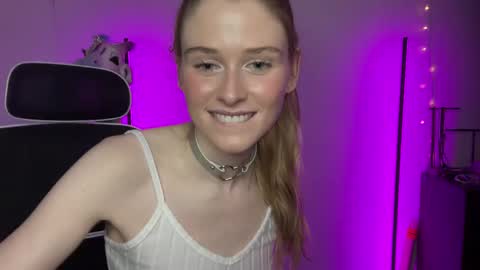 Snapshot of shadebabe chatting on 8, 3, 2025 shadebabe online show from 8, 3, 2025