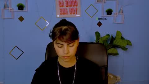 shadow_kiss online show from 13, 7, 2026