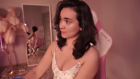 Snapshot of shadowlotus_ chatting on 3, 11, 2025 Lily online show from 3, 11, 2025