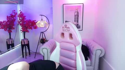 Snapshot of shady_bug chatting on 18, 3, 2026 Shady online show from 18, 3, 2026