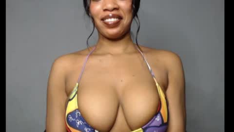 Snapshot of shallie_x chatting on 8, 6, 2026 ESTHER online show from 8, 6, 2026