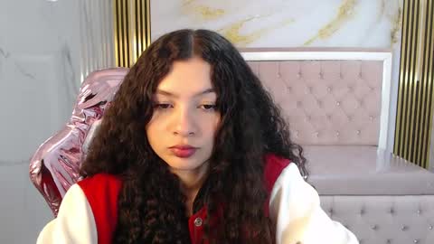 Snapshot of shalon_diaz_sub chatting on 21, 1, 2025 Shalon online show from 21, 1, 2025