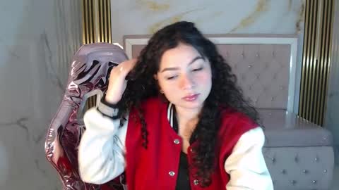 Snapshot of shalon_diaz_sub chatting on 7, 3, 2025 Shalon online show from 7, 3, 2025